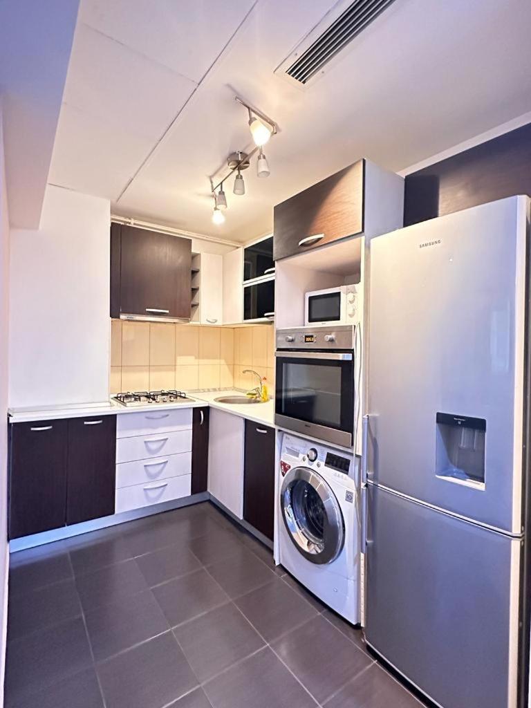 Apartment Living City *