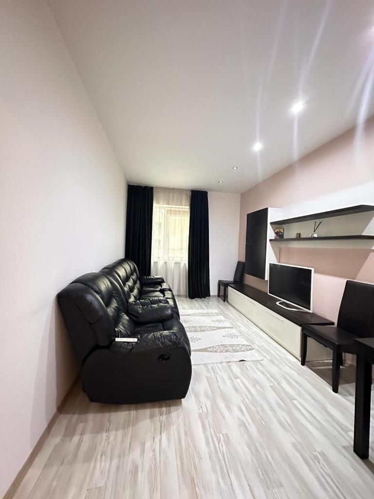 Living City Apartment *