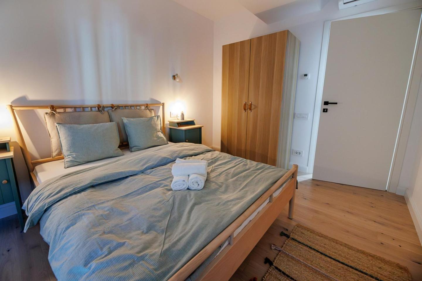 The Corner Luxe Apartment *