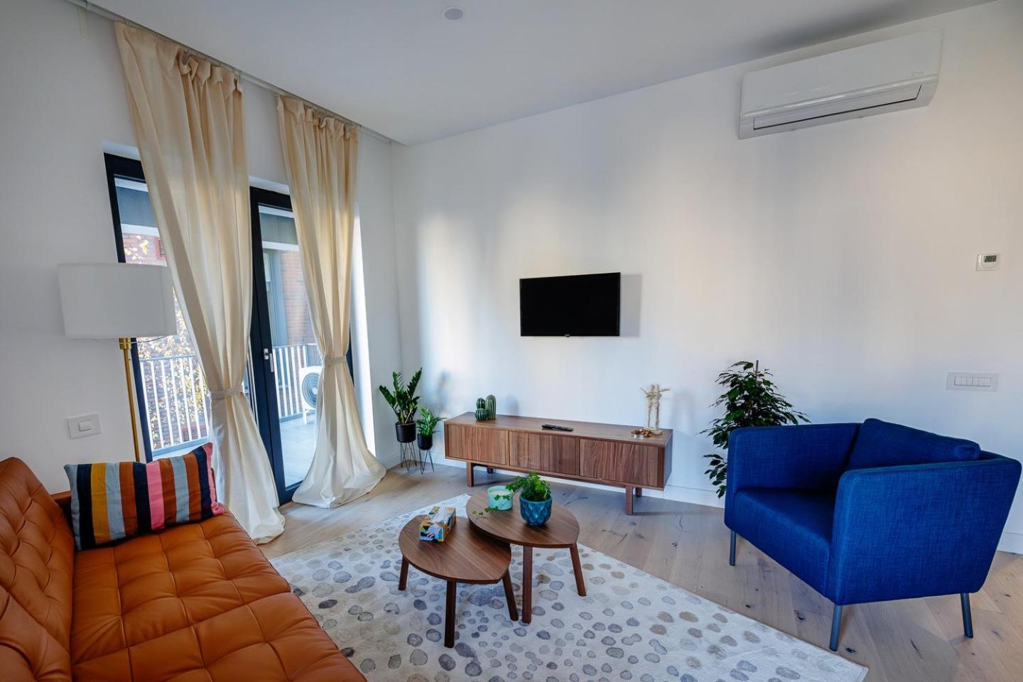 The Corner Luxe Apartment *