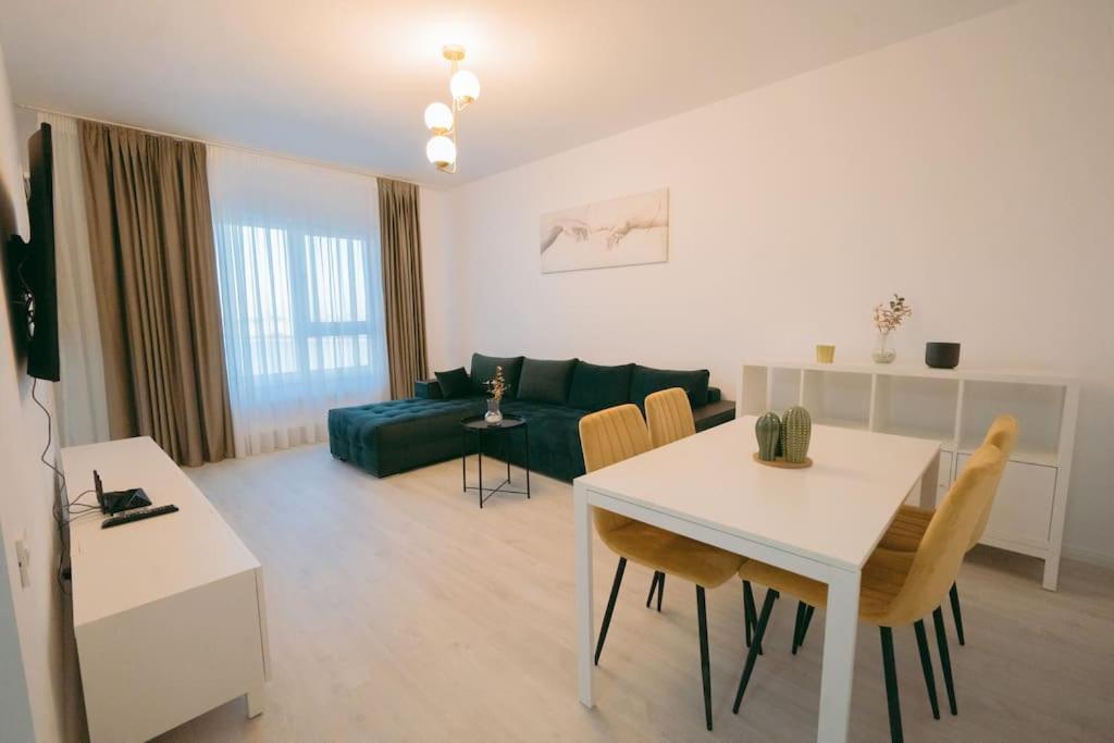 Apartamento House By The 7 Bucareste