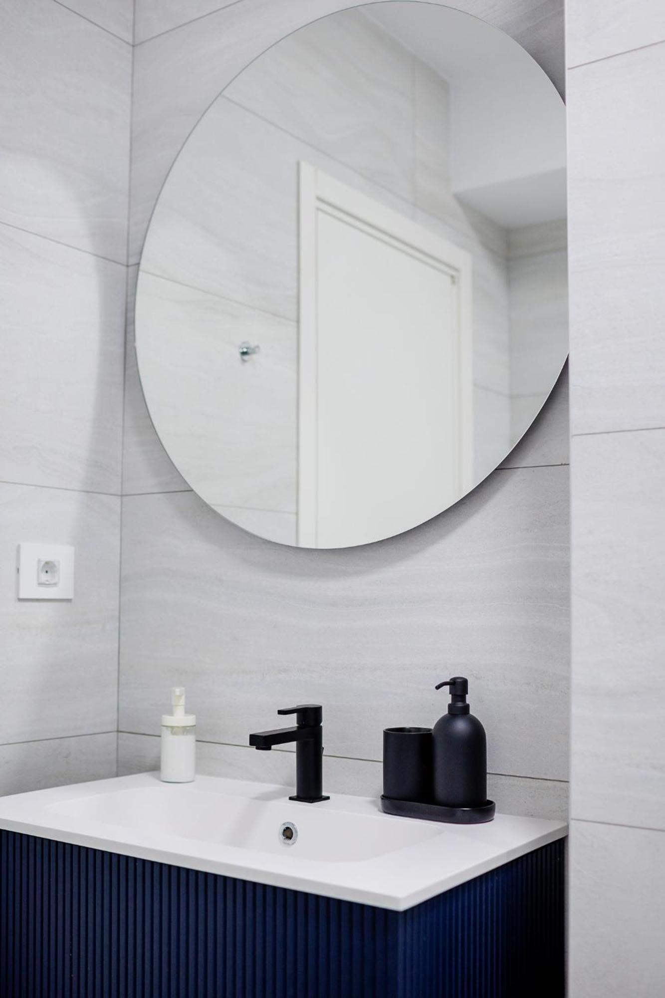 The Corner Luxe *