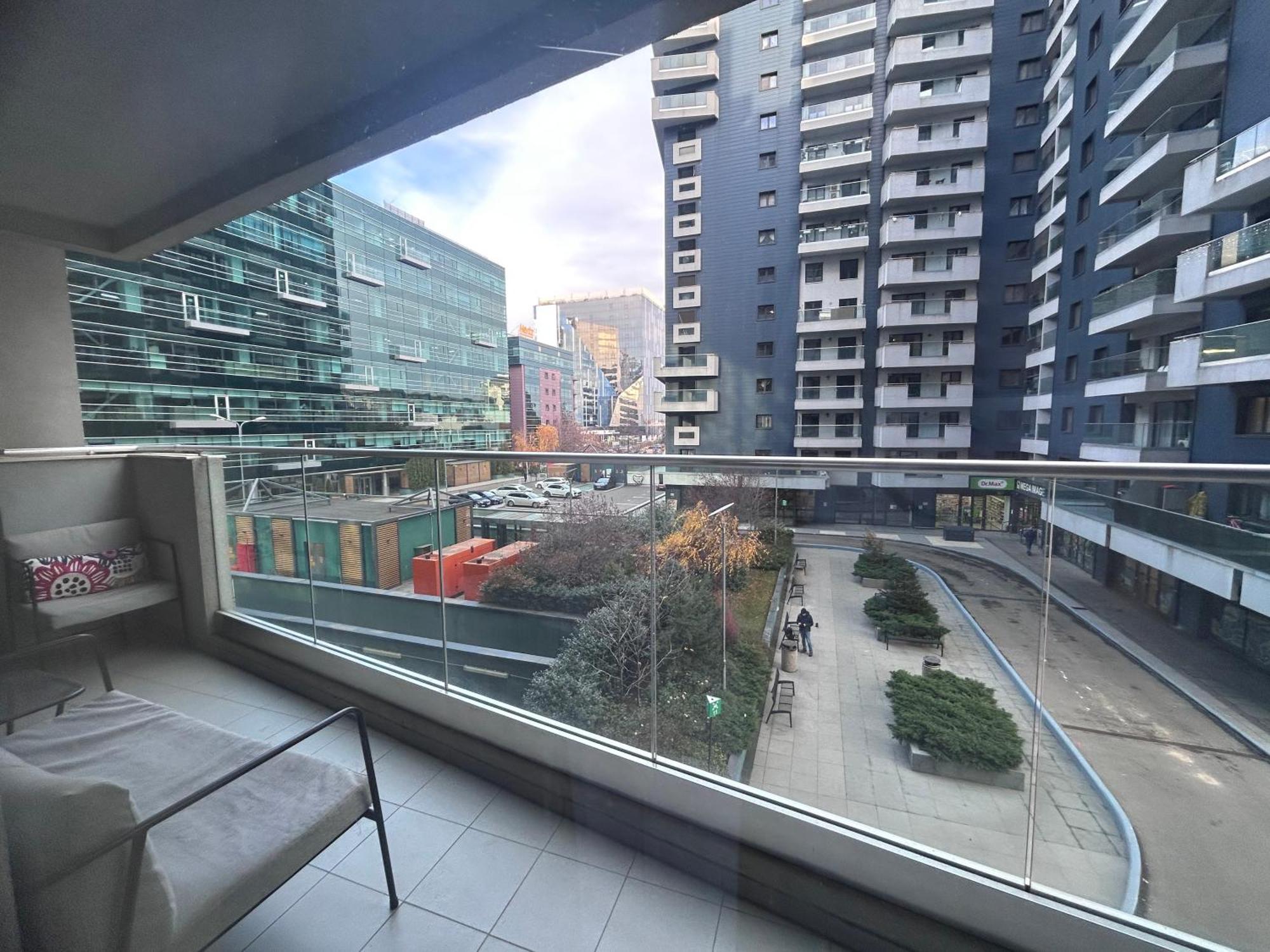 365 In Apartment *