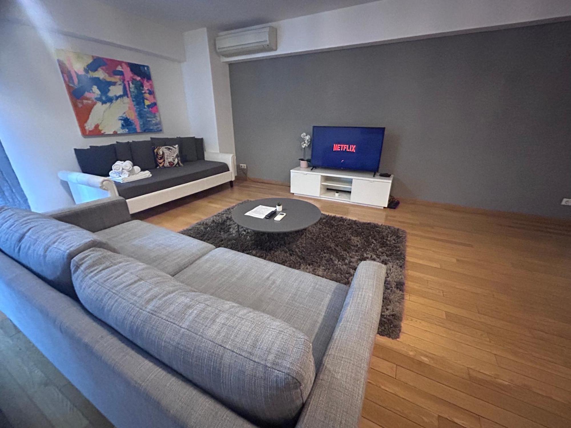 365 In Apartment