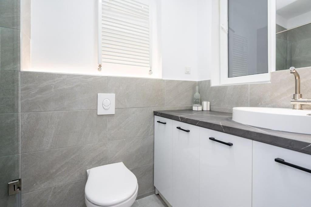 Apartamento Old Center Calea Victoriei, Star *