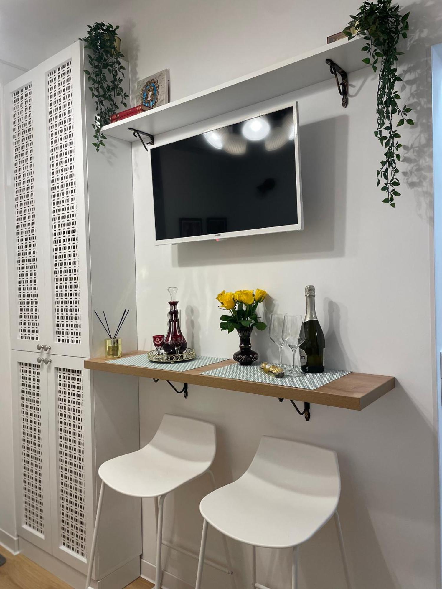 Apartment Studio Alice Romana Square