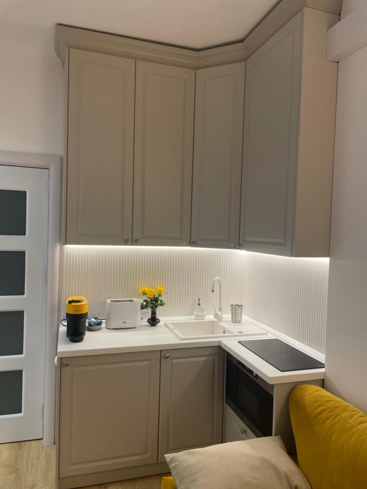 Studio Alice Romana Square Apartment *