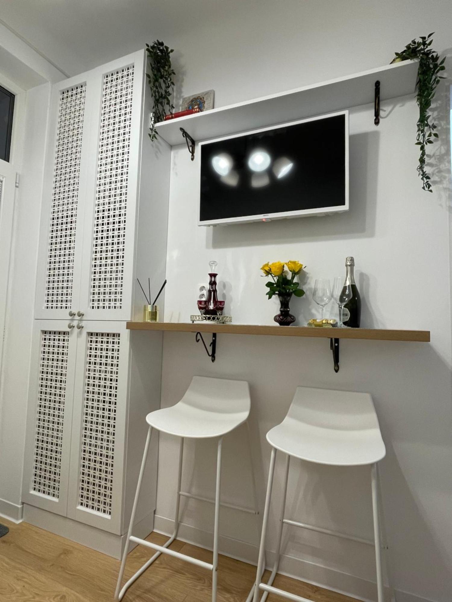 Apartment Studio Alice Romana Square *