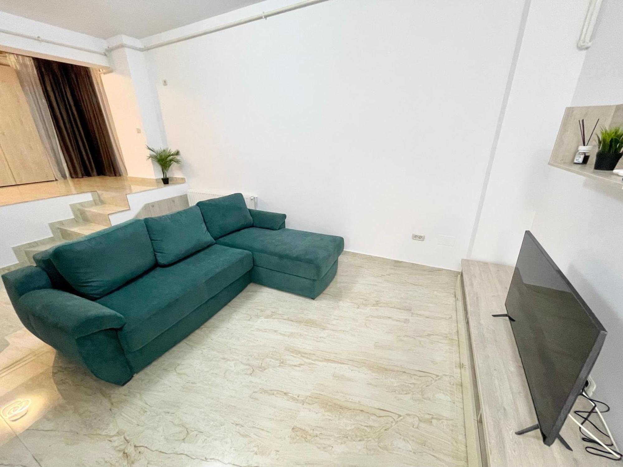 Apartment Adress Ad25