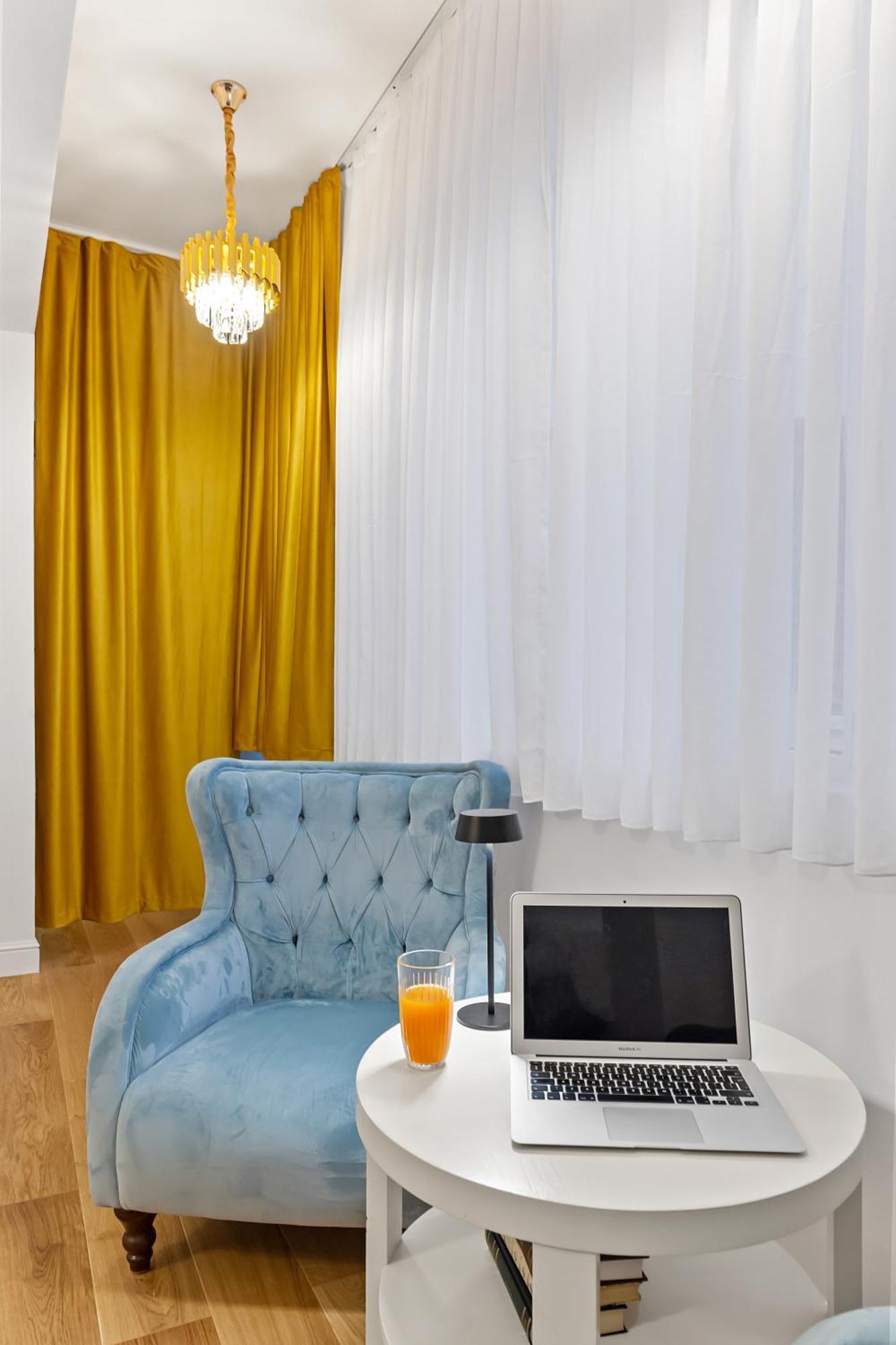 - Rafinament Arhitectural - Blocul Wilson Apartment