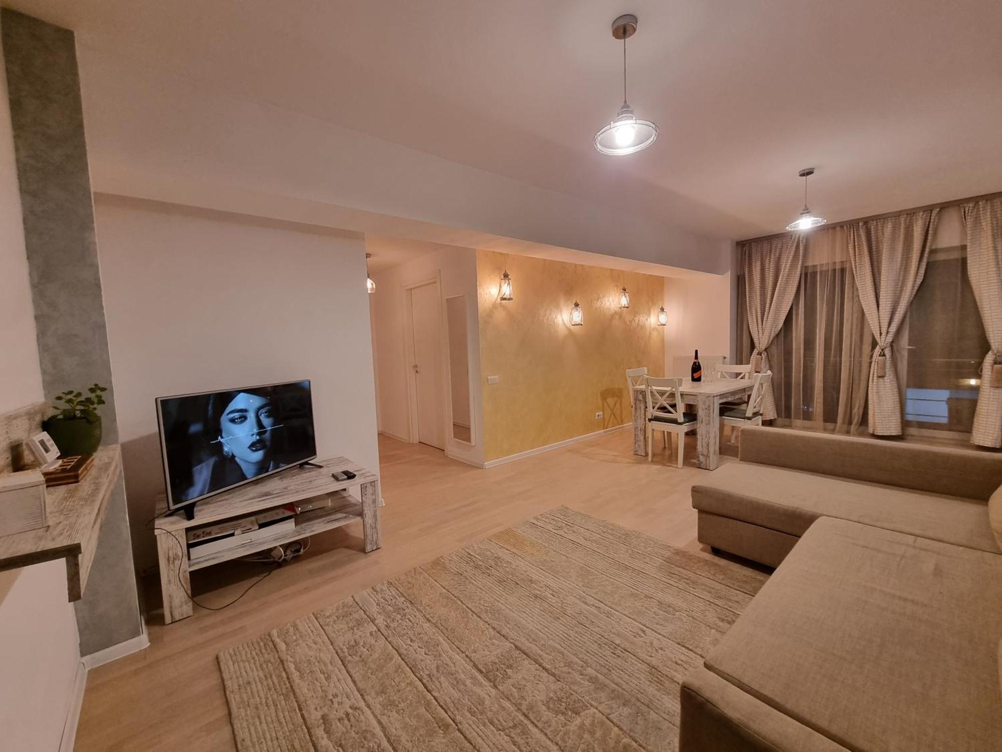 Park 5, 2 Bedroom Bucareste
