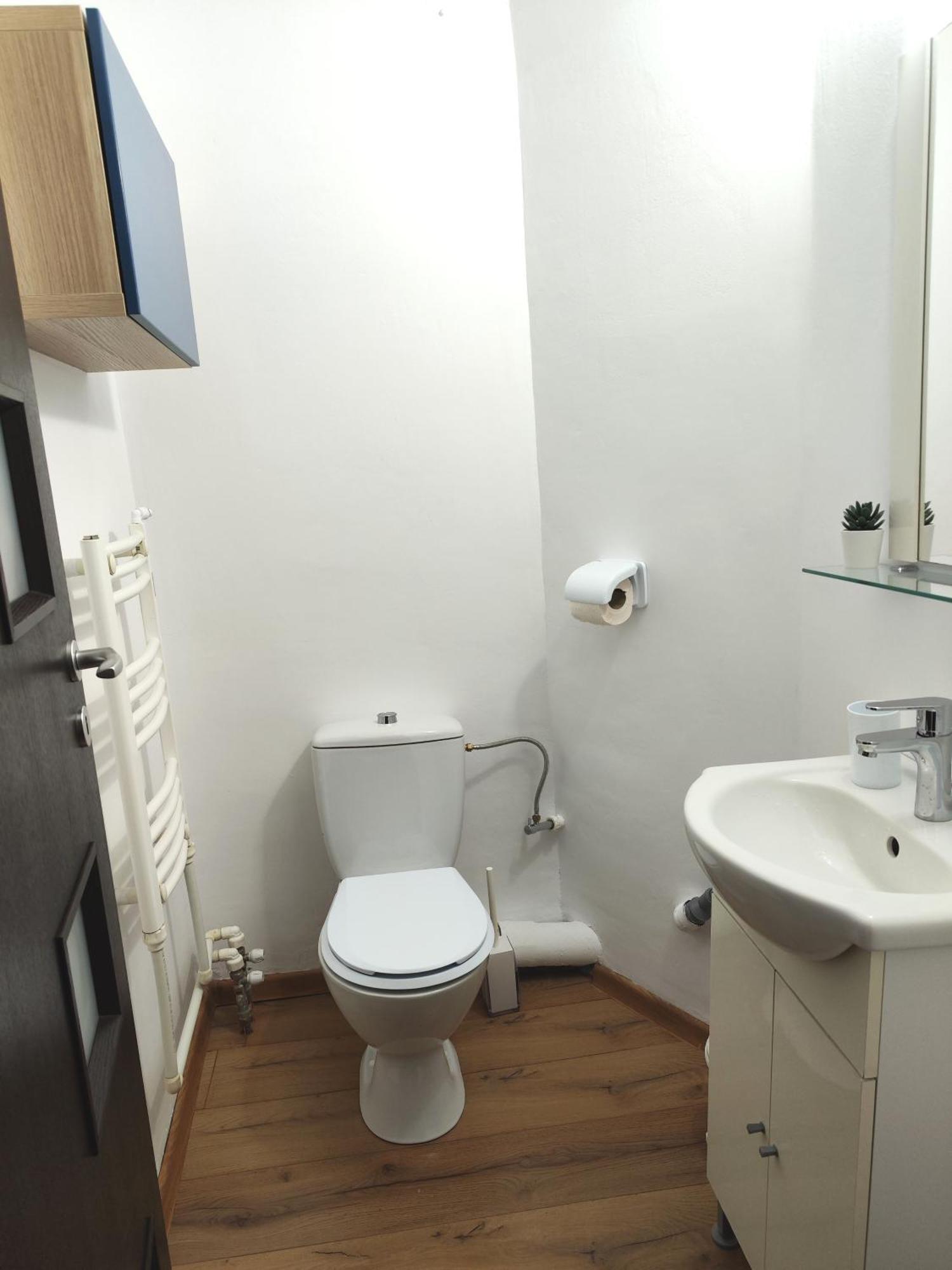 Platinum - Cu 3 Camere, 2 Dormitoare, 2 Bai, Bucatarie Complet Utilata, 2 Balcoane Apartment *
