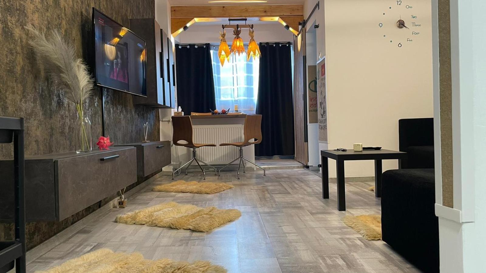 Apartment Tiki's Bar Bucharest