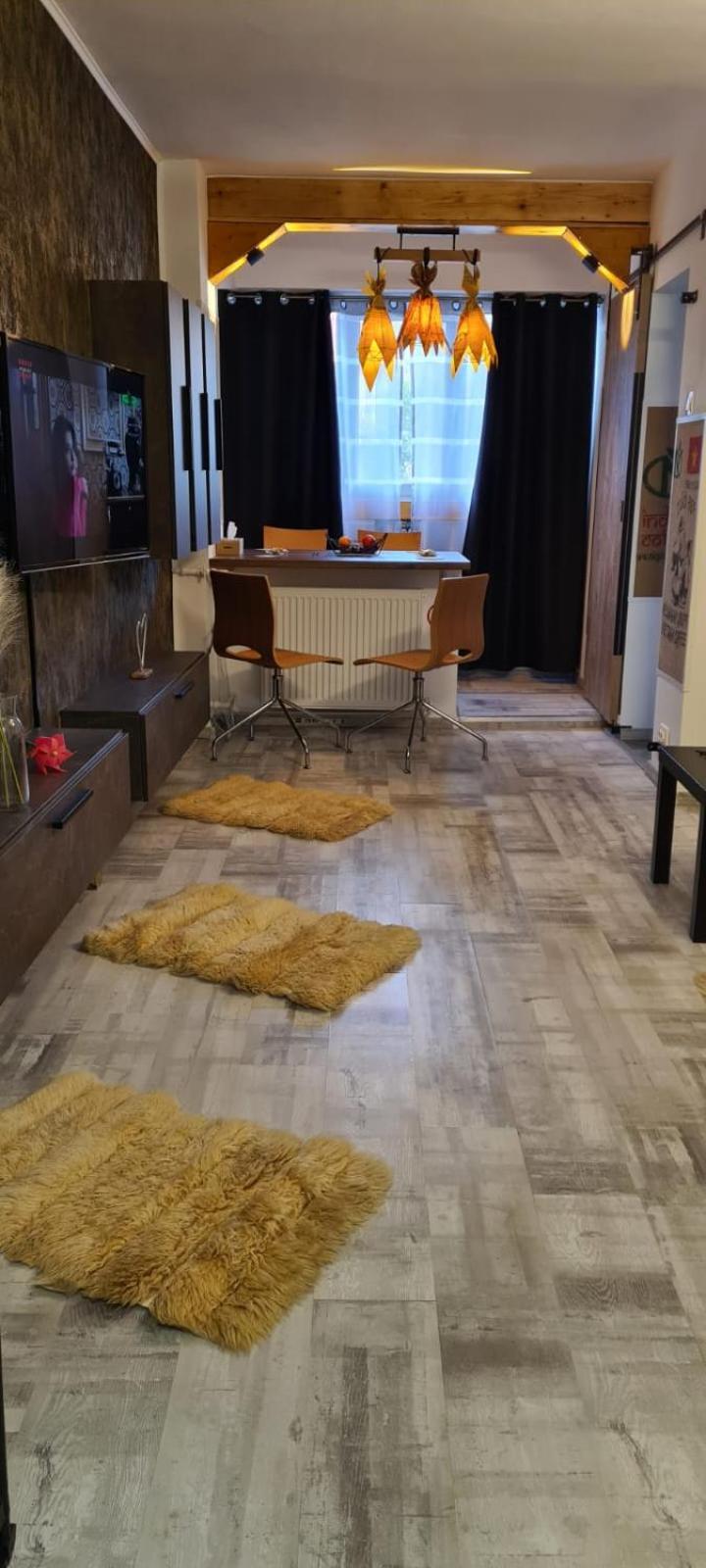 Tiki's Bar Apartment Bucharest