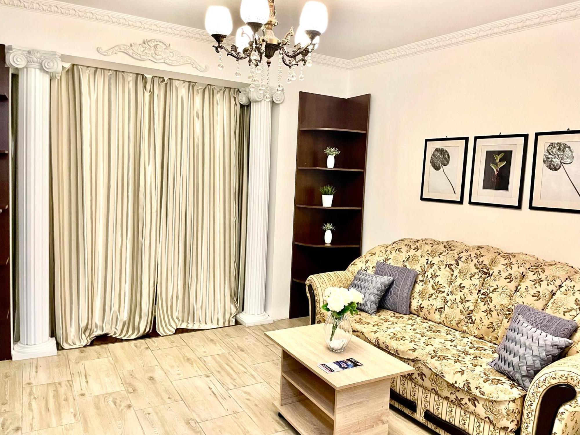 Baroq Central City Apartment * Bucareste