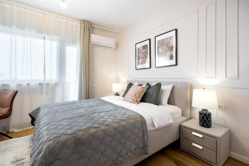 Stunning Views 3br Sunny Flat - Amazing Terrace * Bucharest