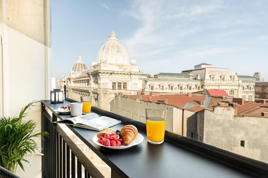 Stunning Views Luxury Apartment *