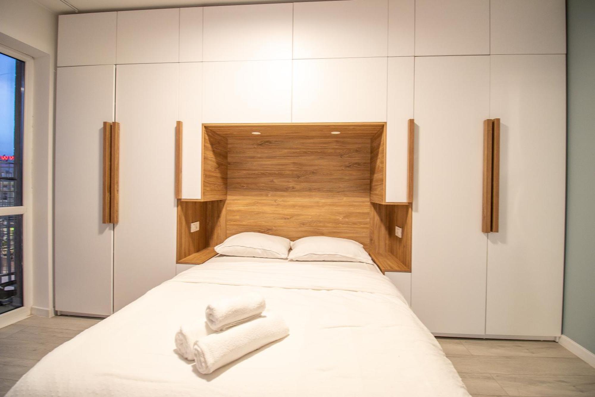 Piata Romana, Two Bedrooms Apartment Bucharest