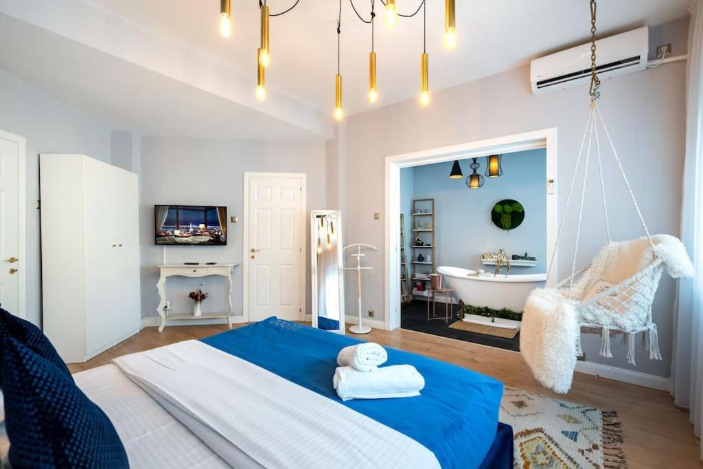 Intercontinental - Massage Terrace Fireplace Bucharest