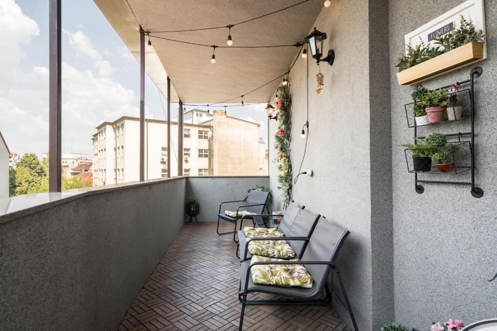 Apartment Intercontinental - Massage Terrace Fireplace