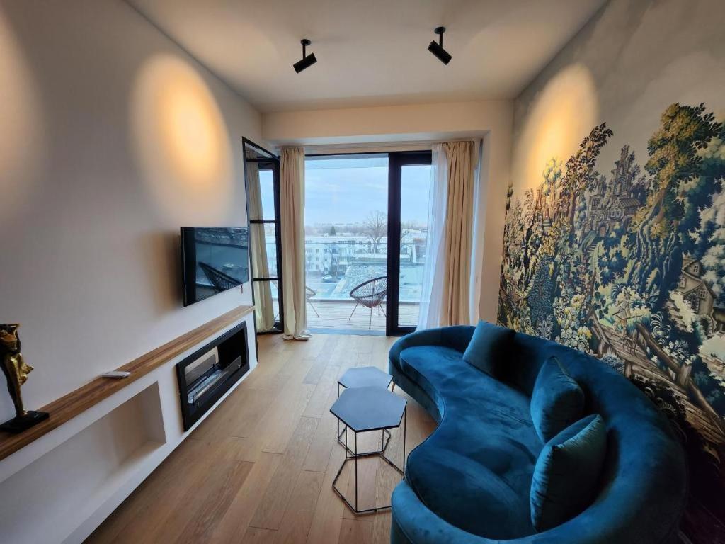 Apartment One Floreasca Near Park Luxury *
