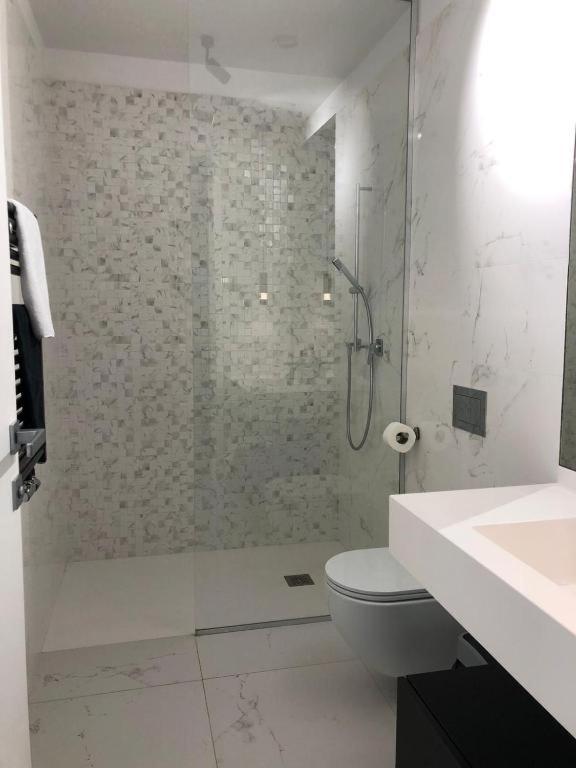 One Floreasca Near Park Luxury Apartment Bucharest