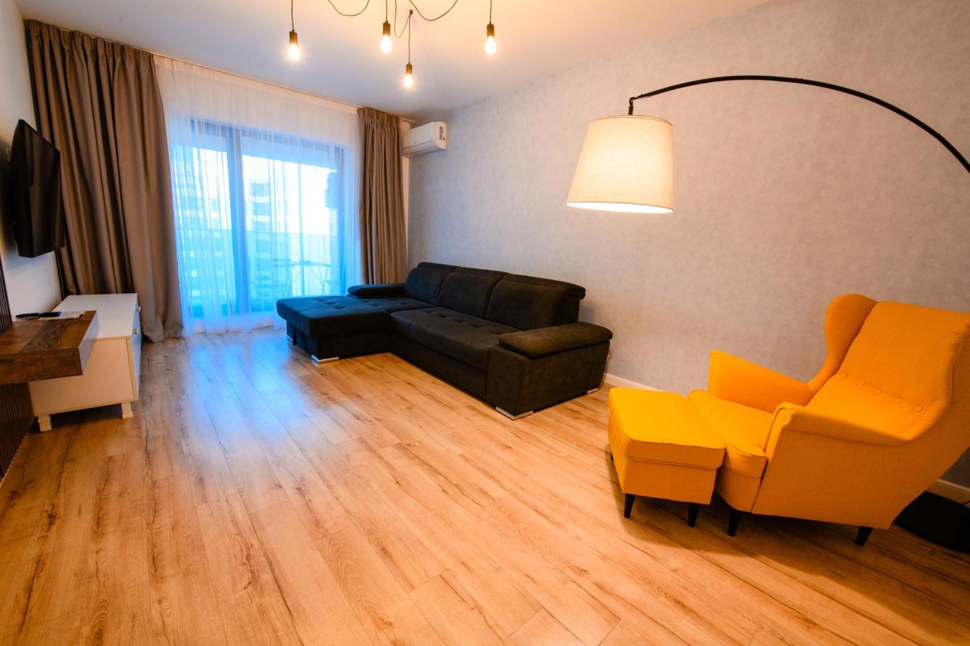 Smart Concept Living Plaza Apartment