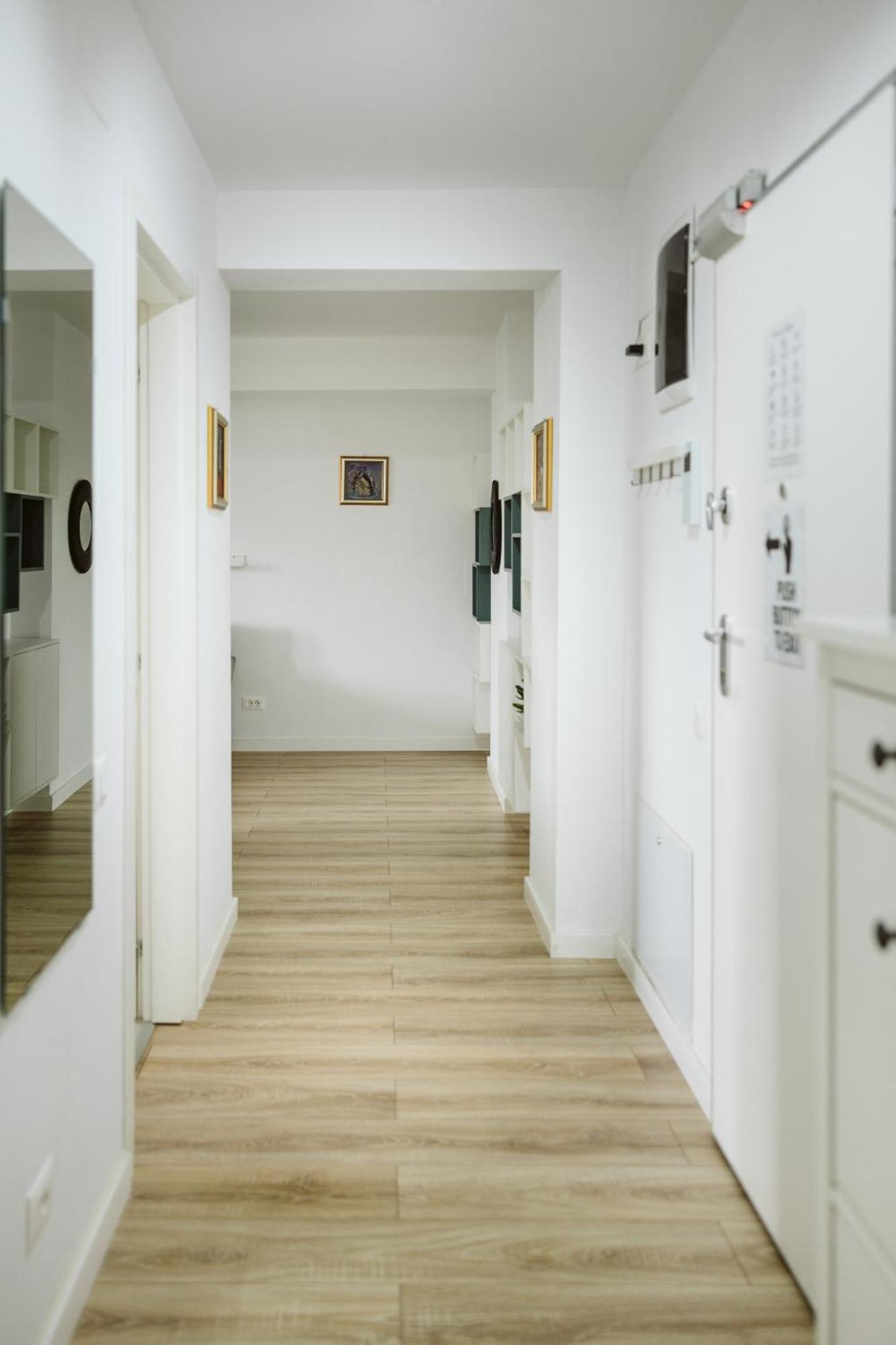 Pure Apartment