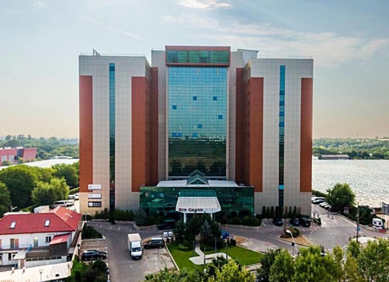 Dmt Rin Grand Apartament *