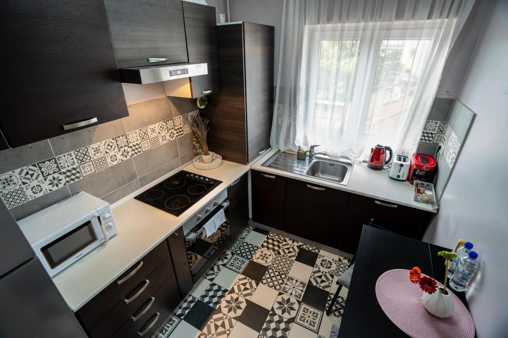 Chic Old Center - Ivo19 Apartament *