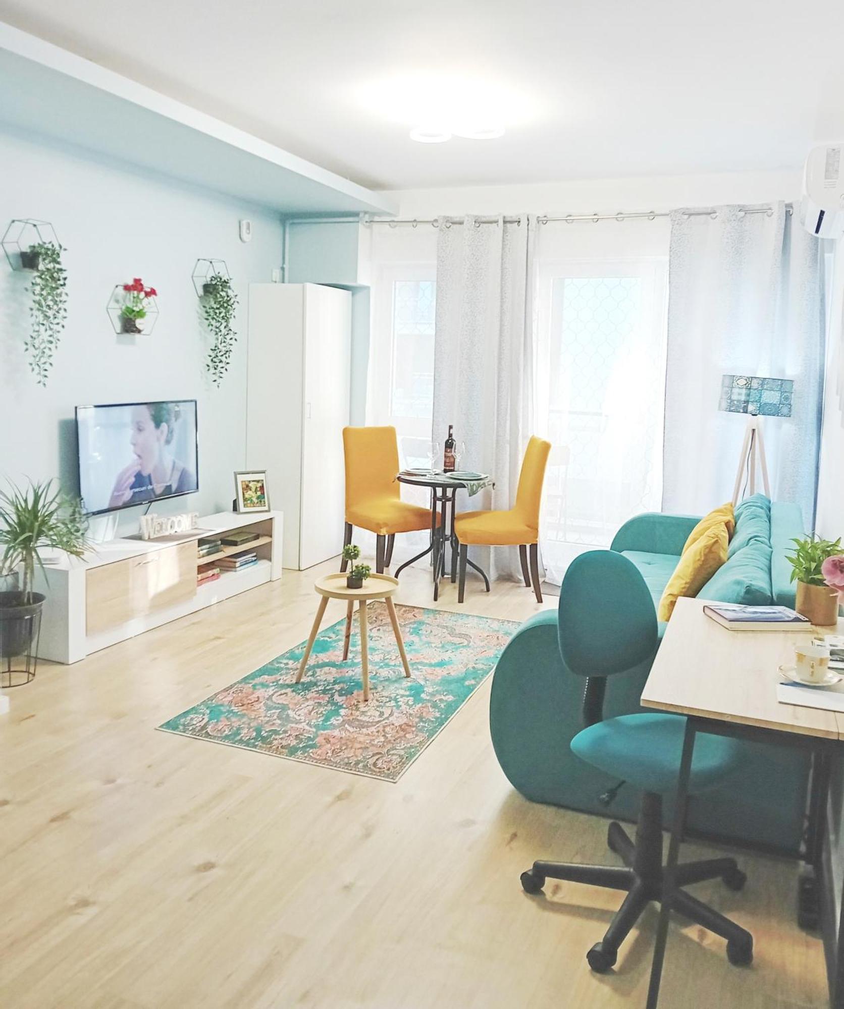 Apartament Sunshine - New & Quiet 1br Apt, Business Area, Close To Airport, Highway A3, Subway *