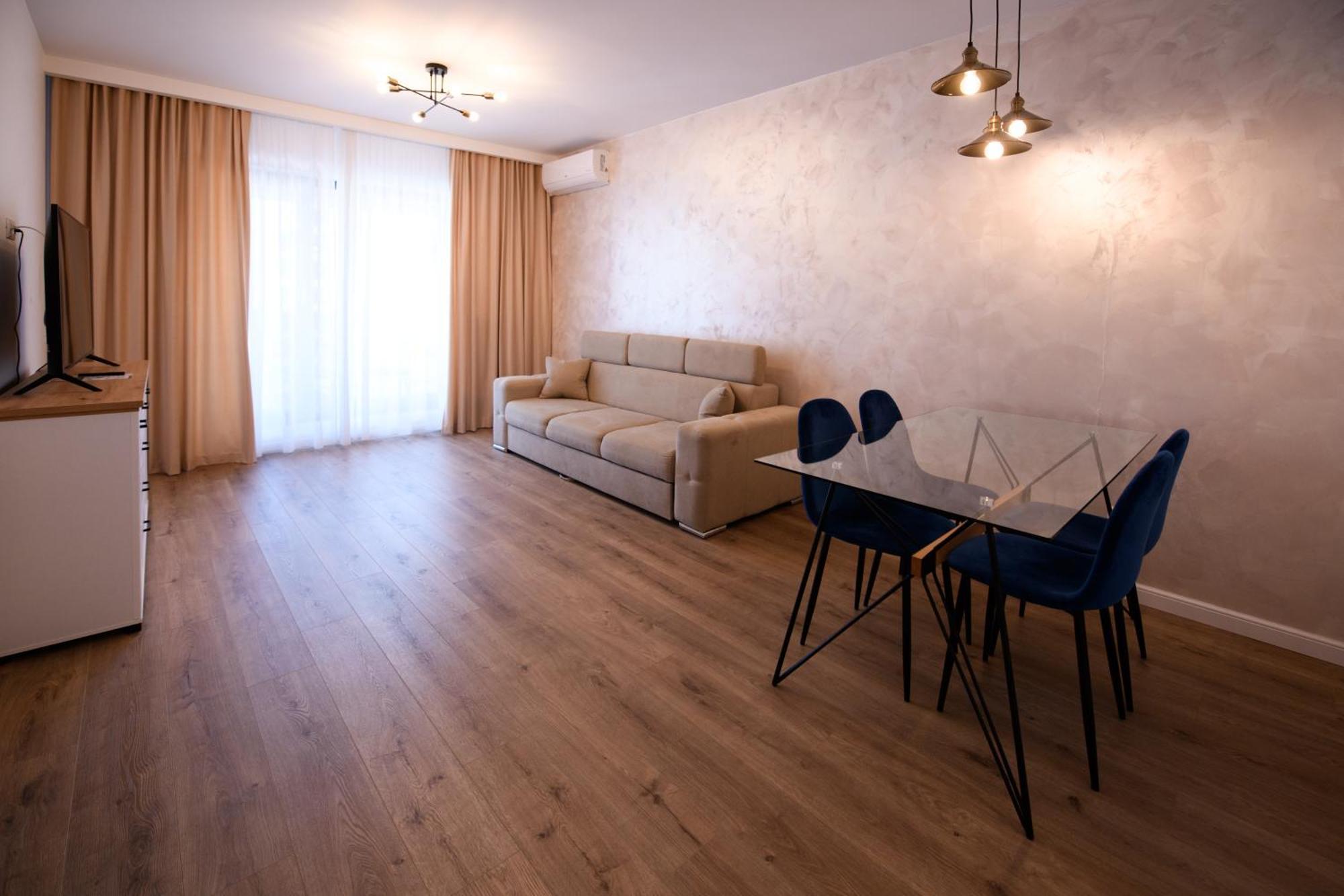 Smart Concept Living Plaza *