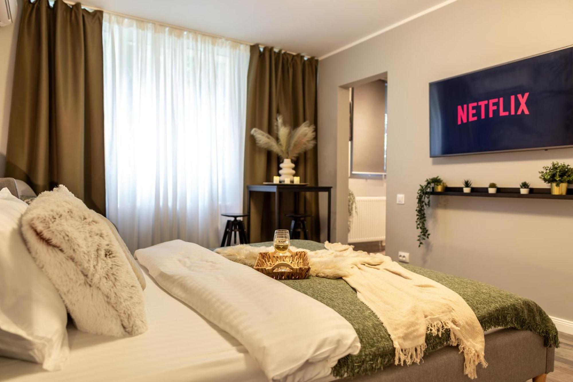 Apartment Charming With Parking - The Perfect Getaway