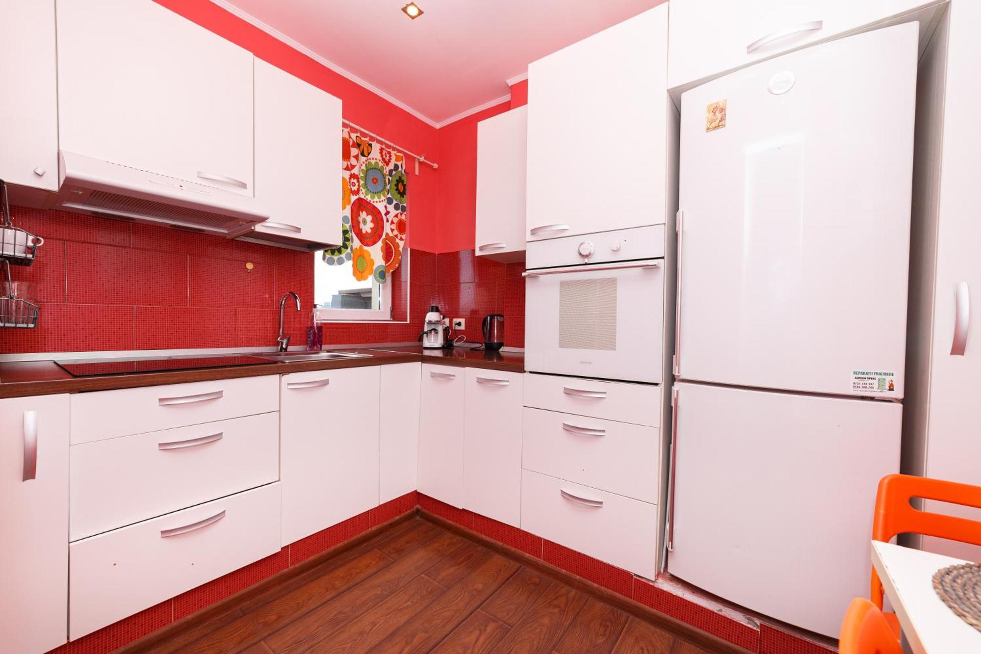Apartment Color Nicolae Tonitza St *