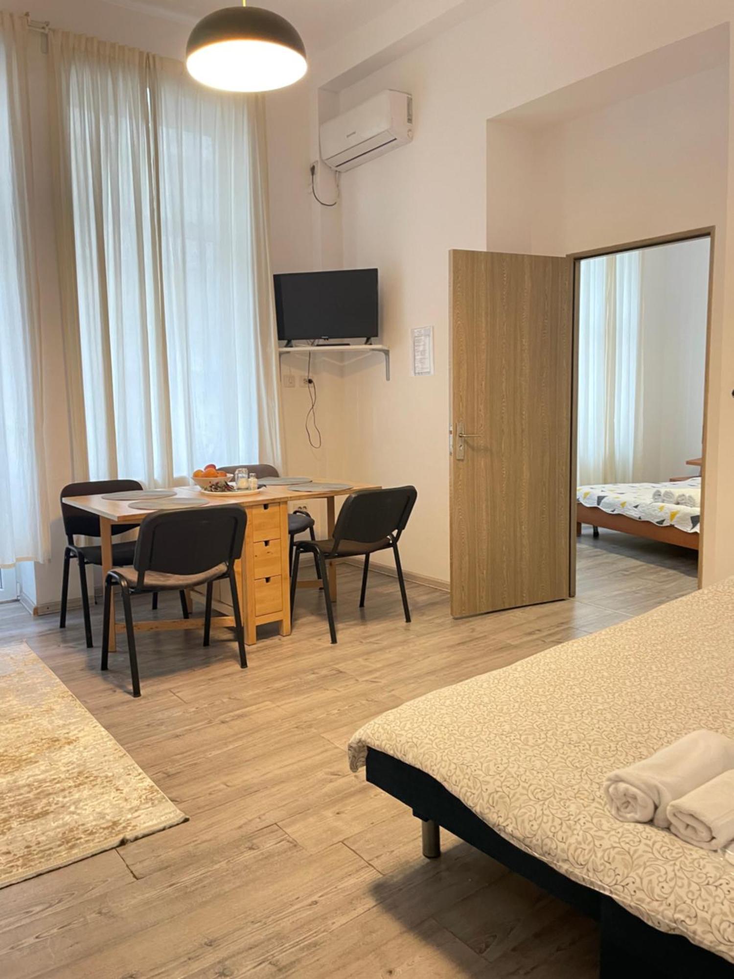 Piata Amzei Nr.1 Apartament