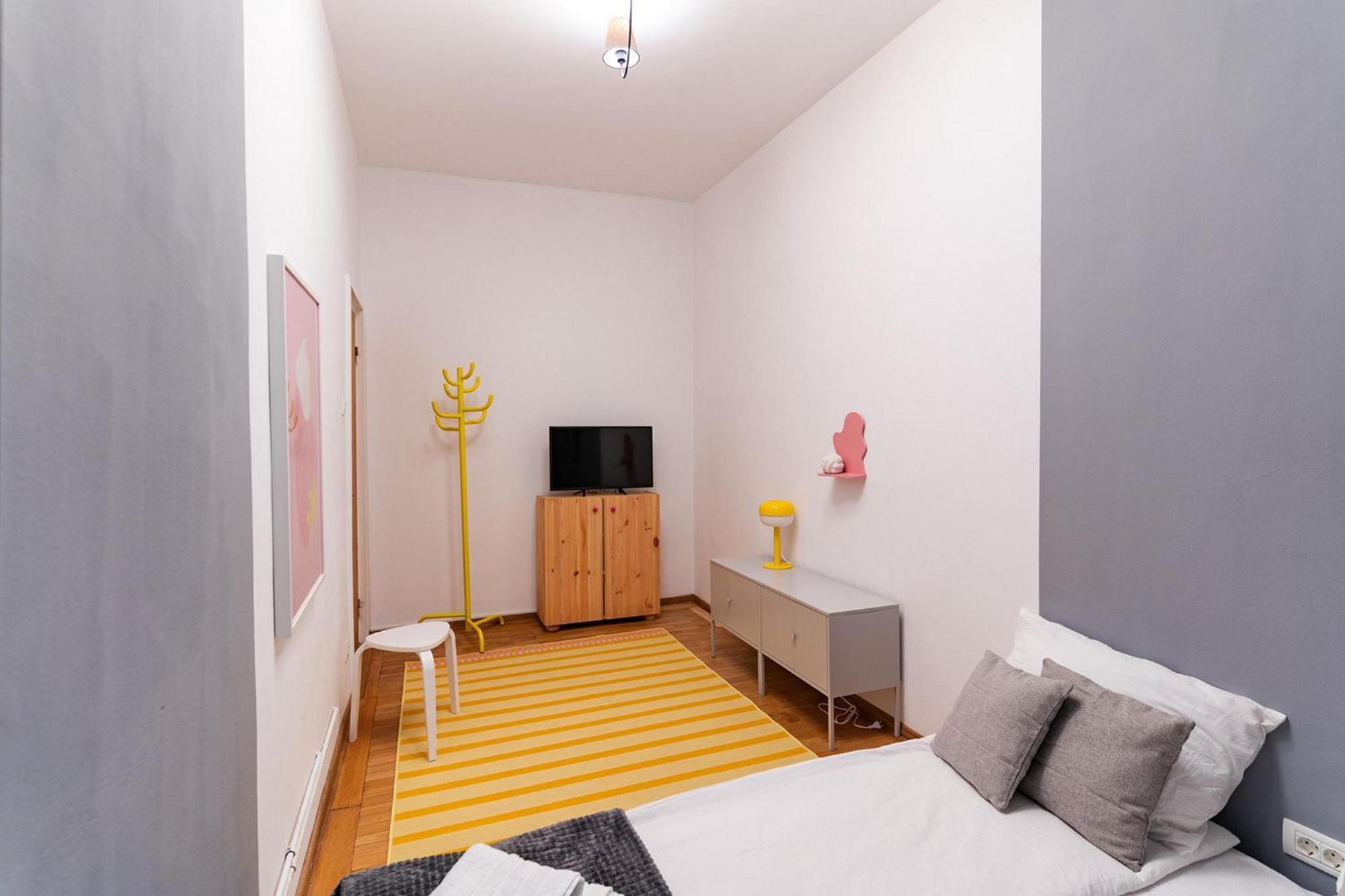 Apartamento Rezident Eminescu *