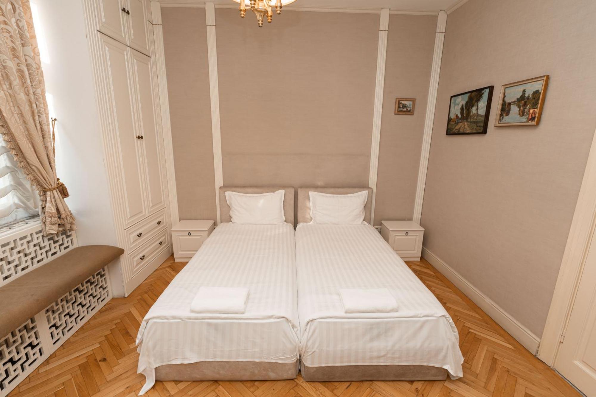 Bed & Breakfast George&dragon Bucharest