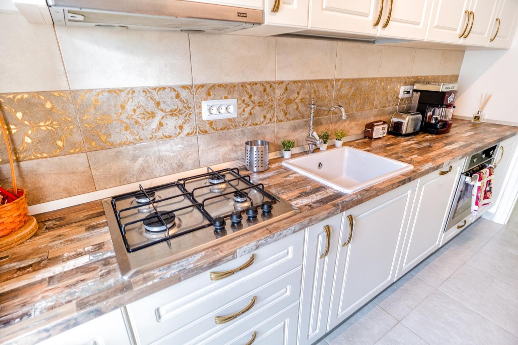 Carol Park Paradise Apartment Bucharest