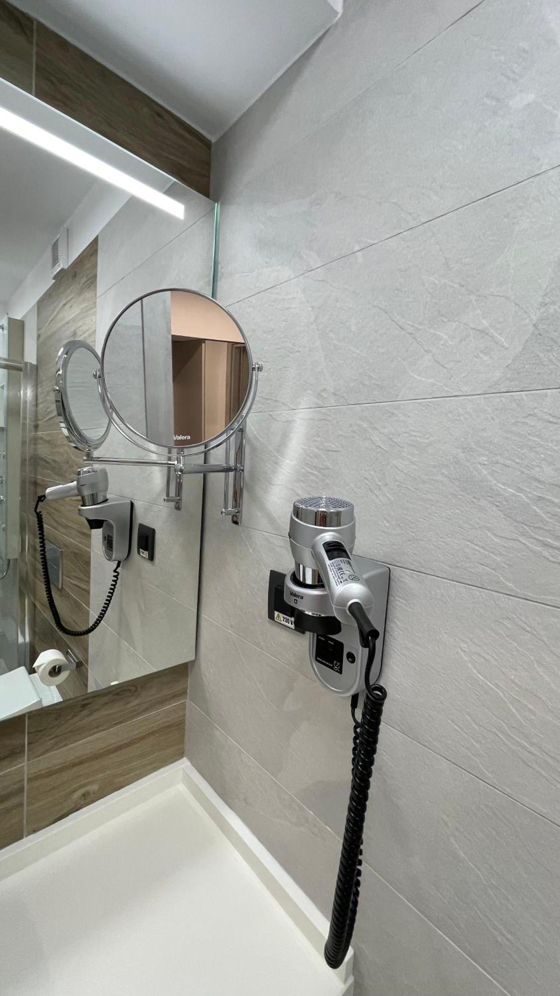 Novos Cityscape Serenity Apartment