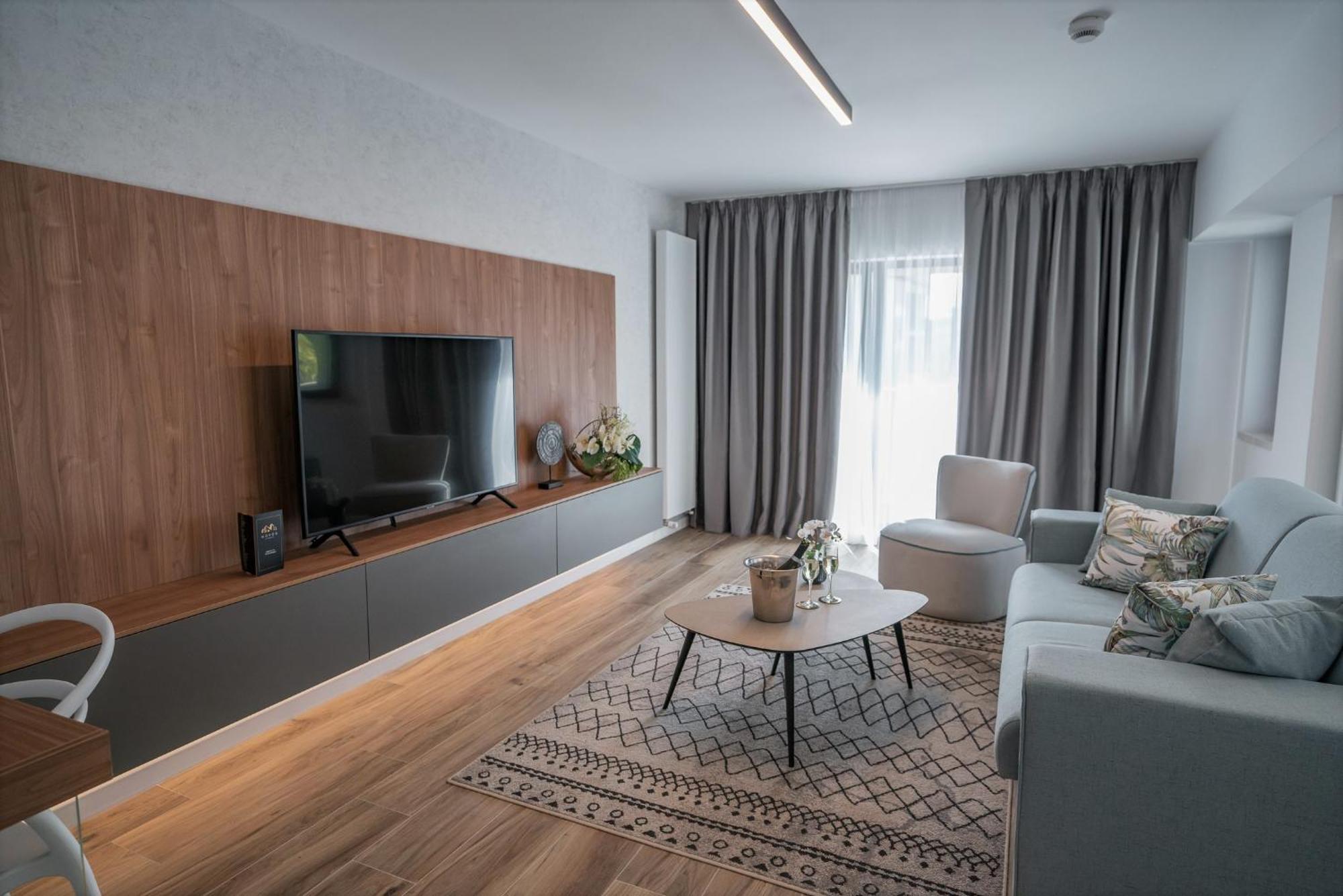 Novos Cityscape Serenity Apartment *