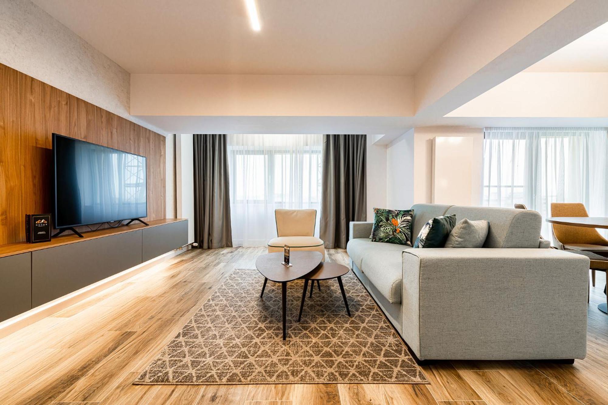 Novos Cityscape Serenity Apartment