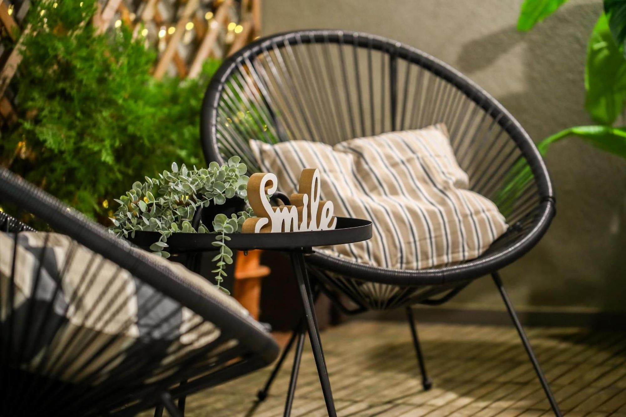 Apartment Long Heaven - Spacious 2br Apt With Balcony *