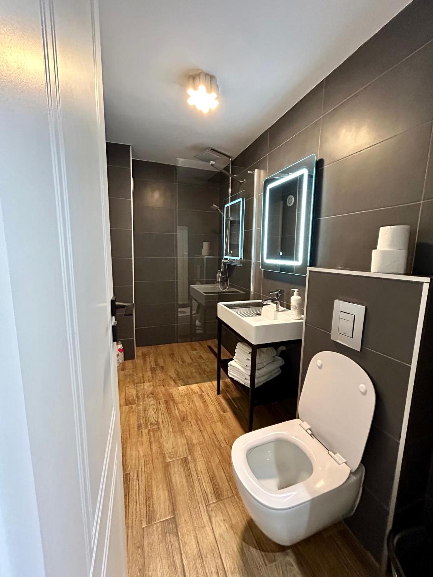 Grand Central Apartment Bucharest