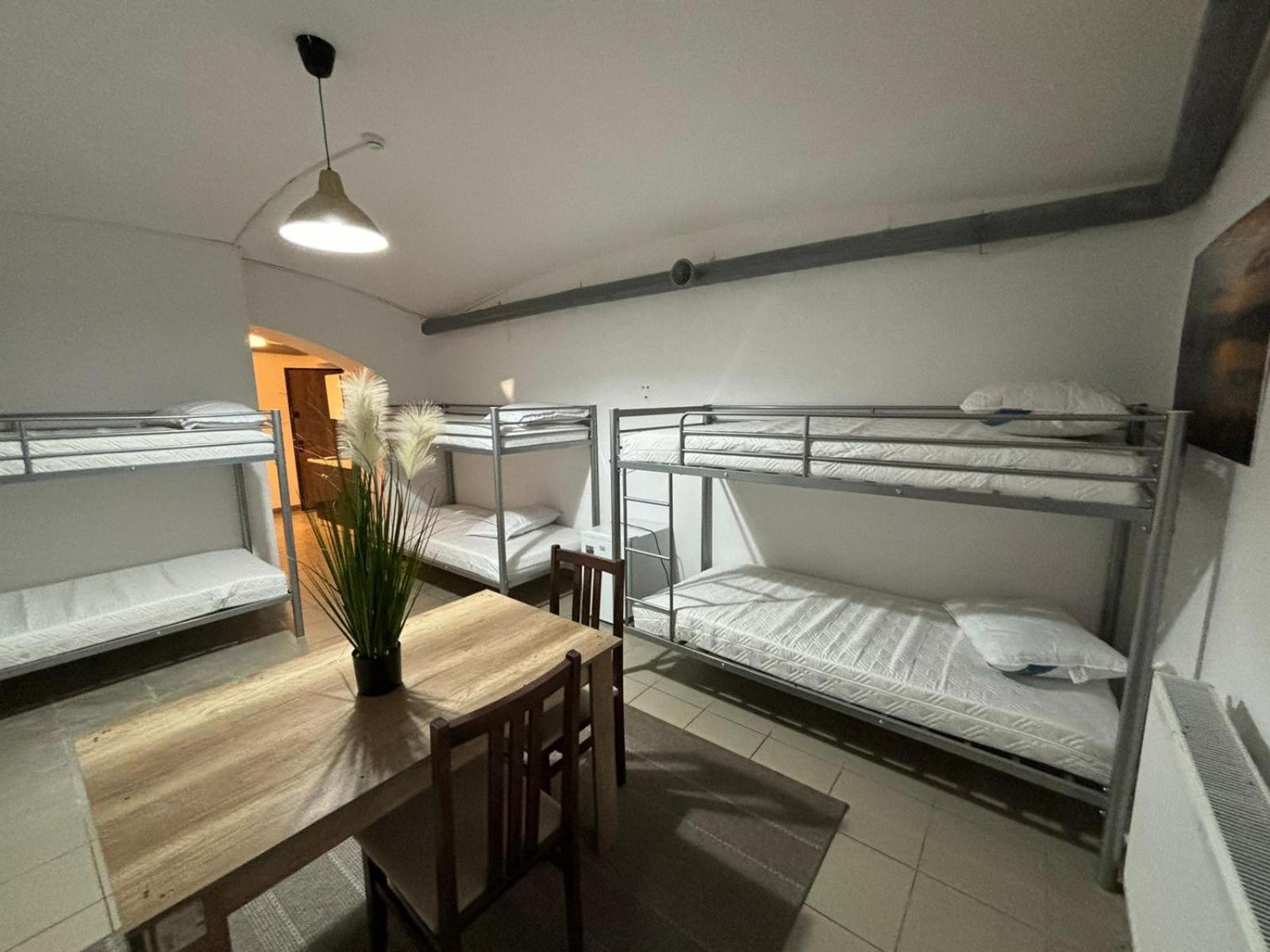 Hostel Piata Uniri Cozy *
