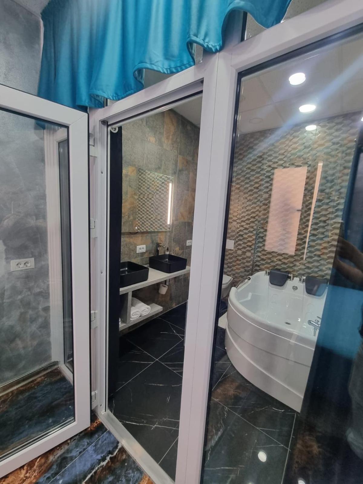 Poet Palace 4* Bucharest