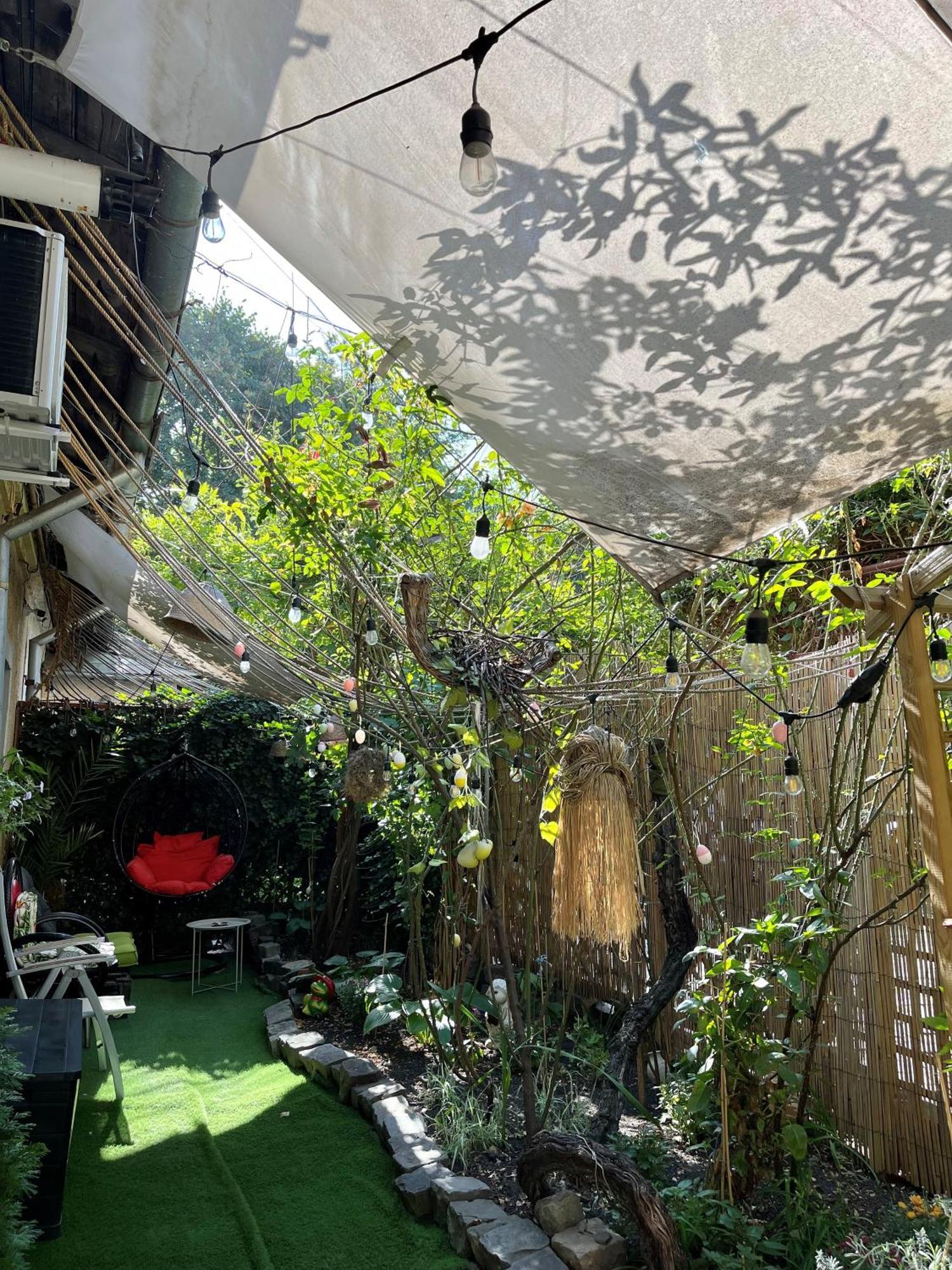 Garden * Bucareste