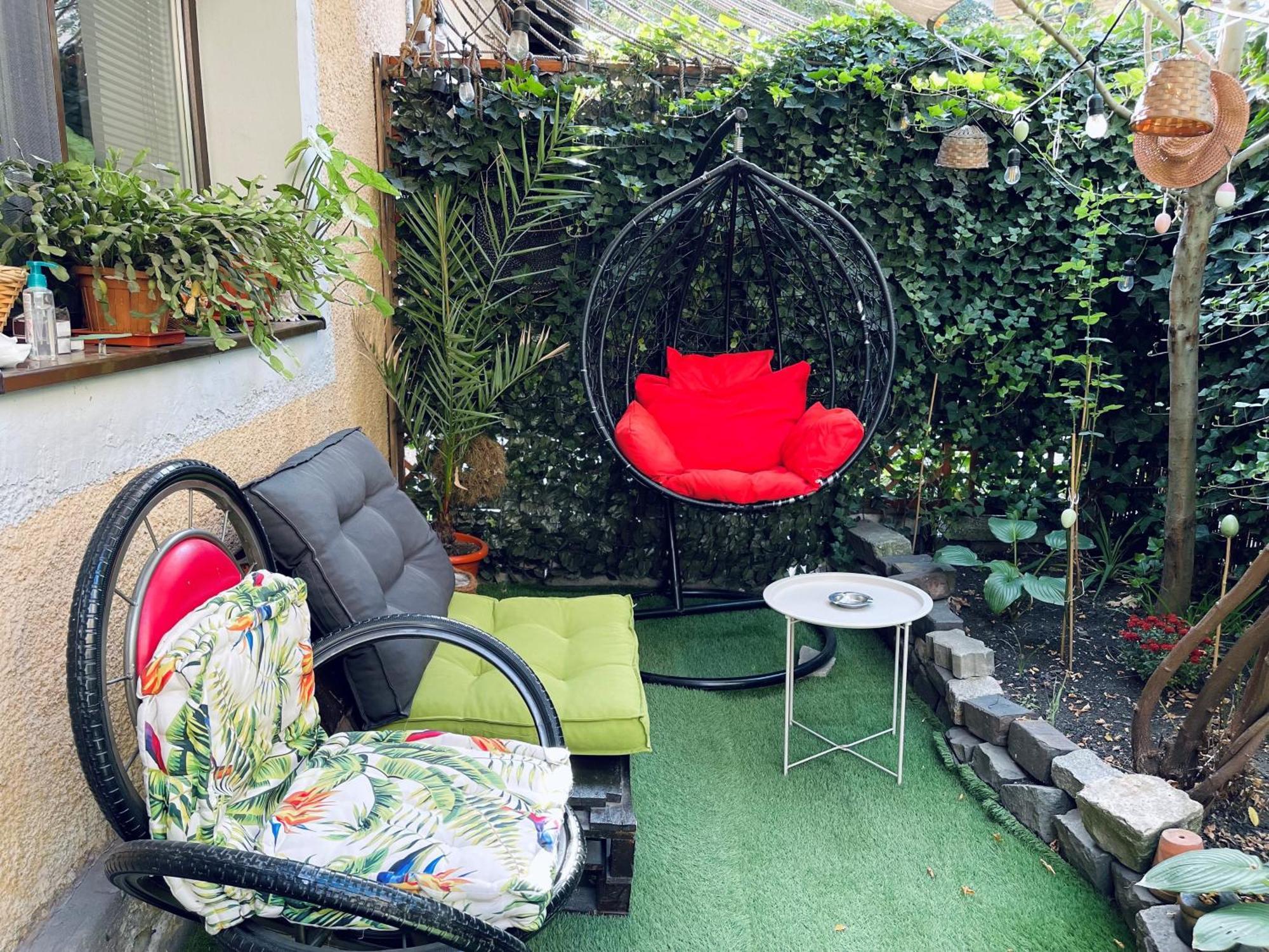 Garden *