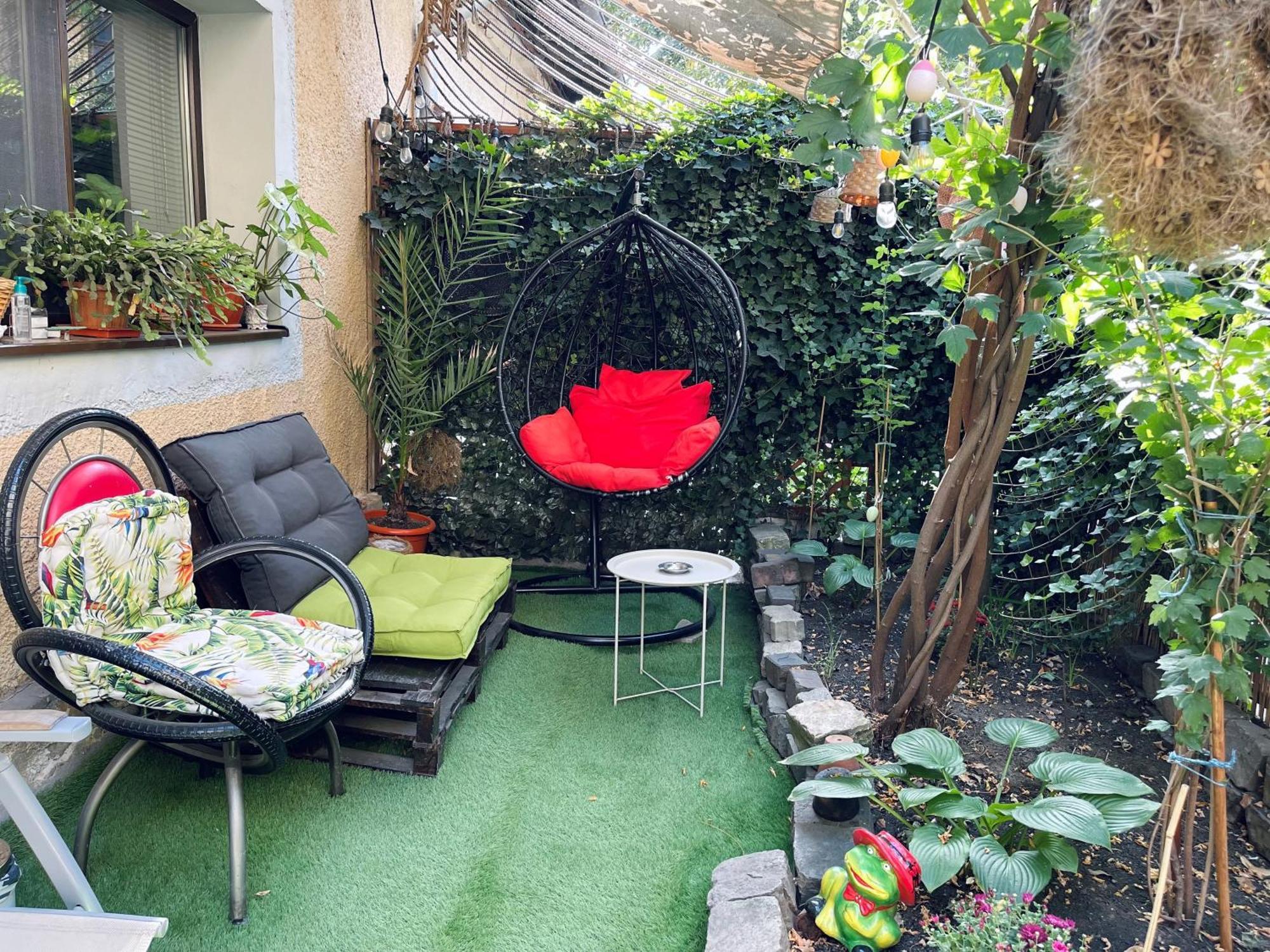 Garden * Bucareste