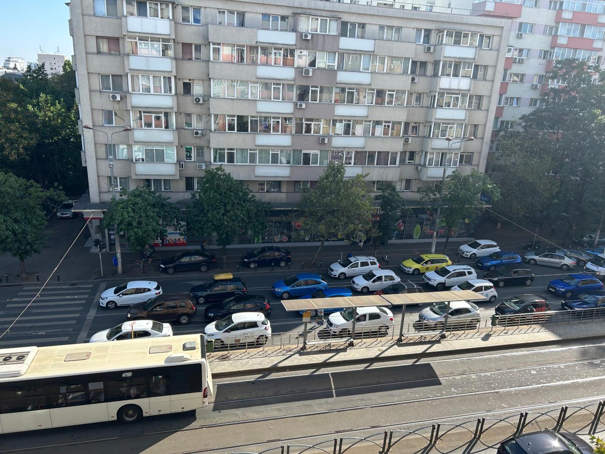 Robert's Apartament Bucureşti