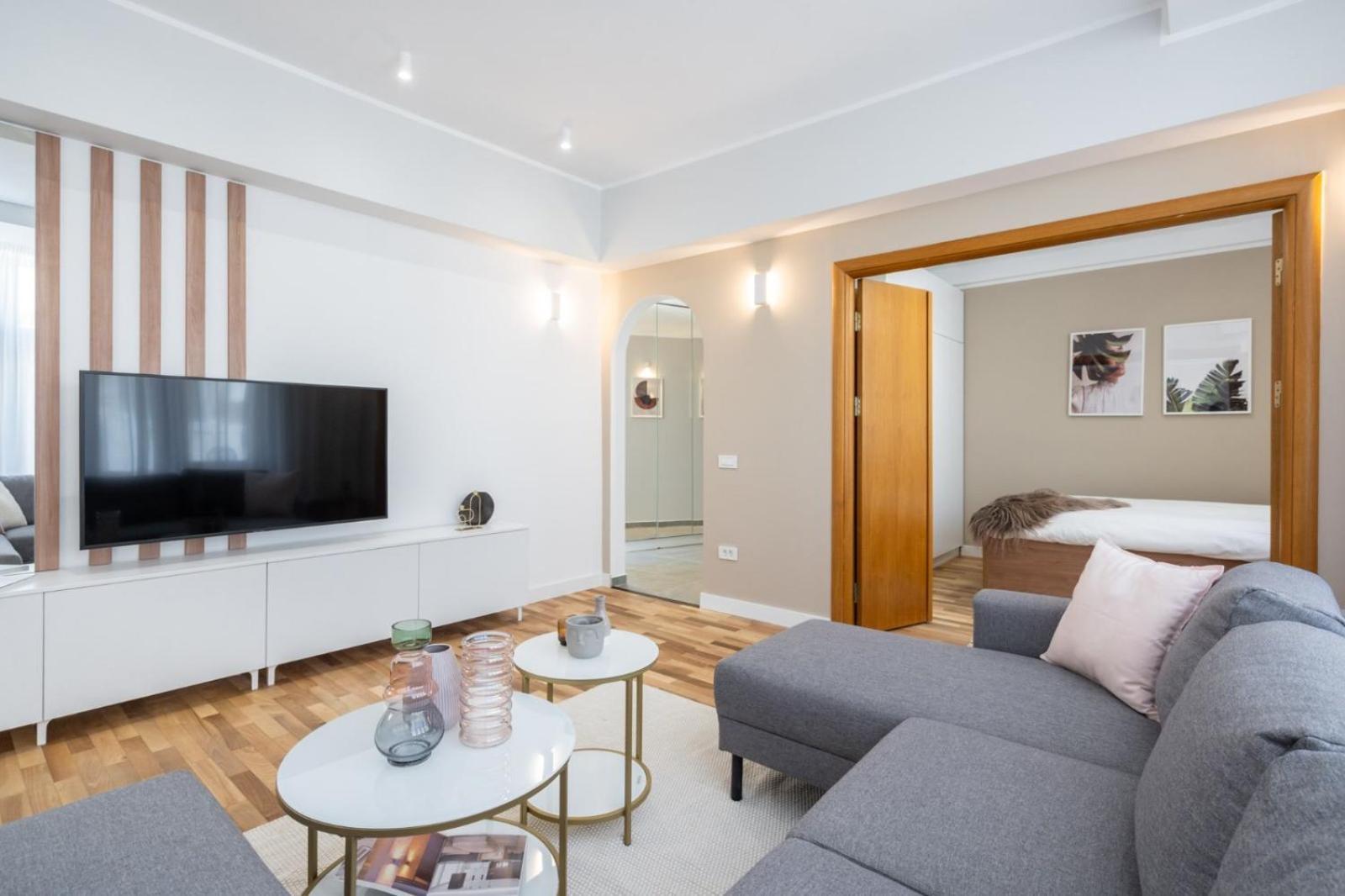 Apartment Old Town Bucharest, Lovely 2 Bedrooms Bucharest